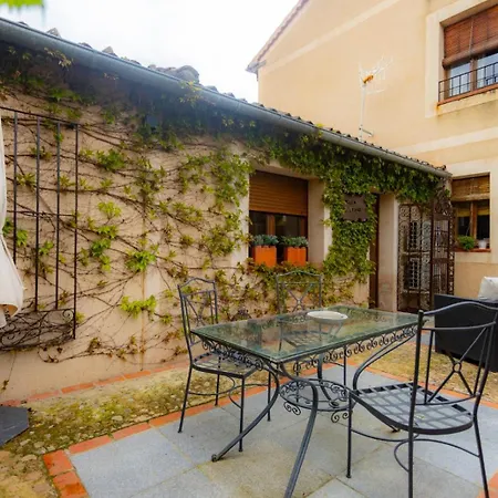 Апартаменты Vivienda Uso Turistico Buscando Lino Сотосальбос